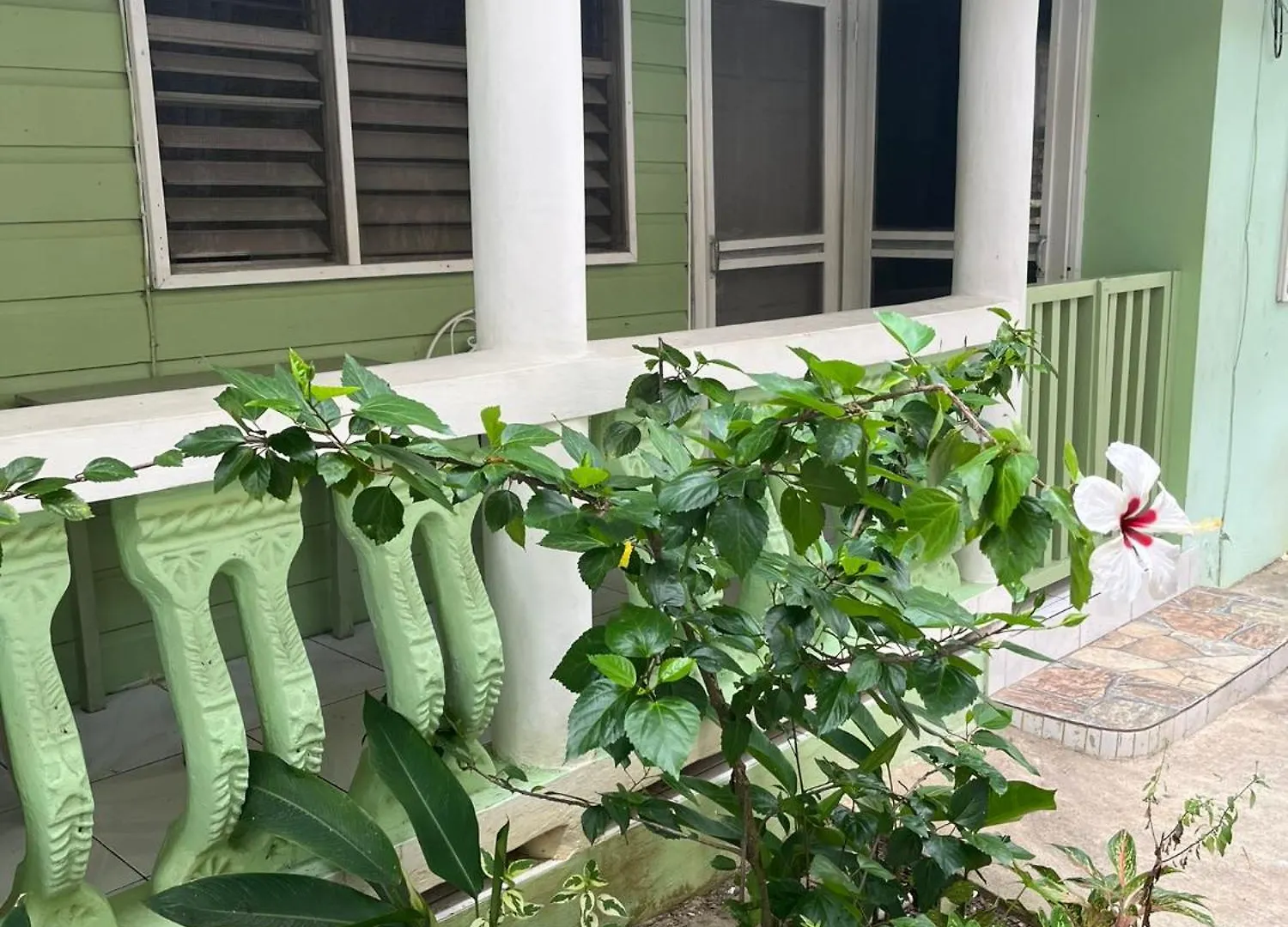 Andre\'S Guest House location