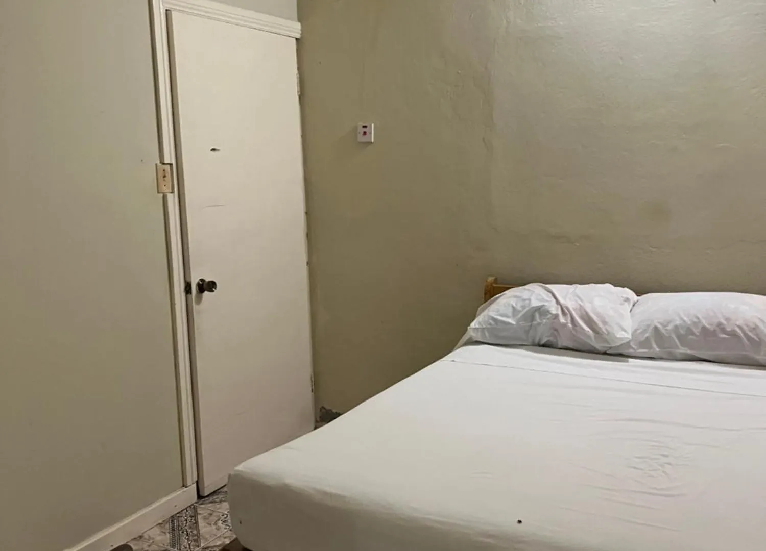Andre'S Guest House Νεγκρίλ