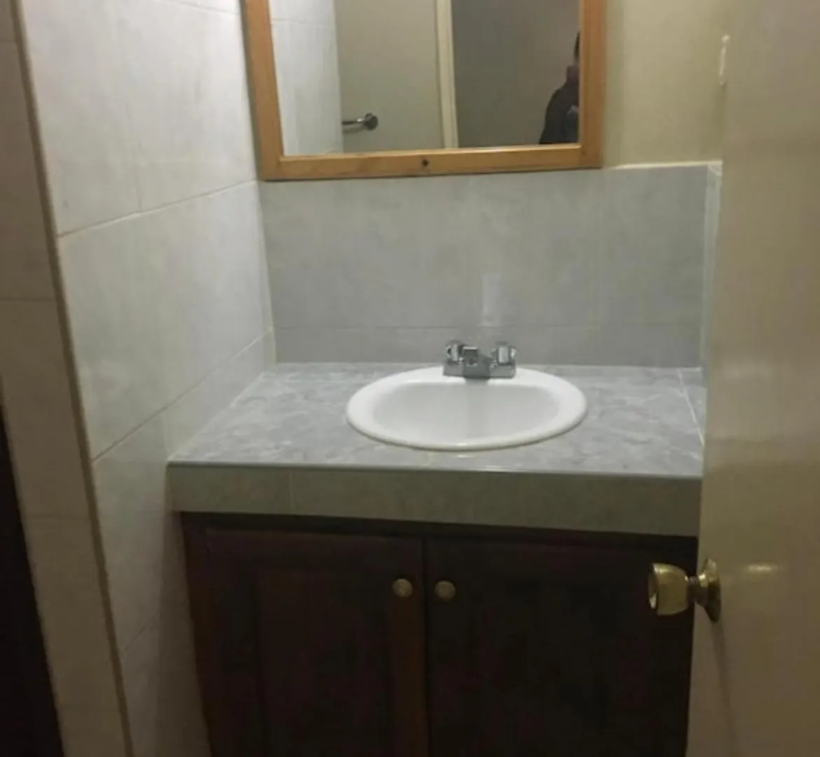 Andre'S Guest House Νεγκρίλ